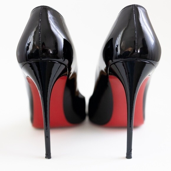 Christian Louboutin Patent Black Heels with Iconic Red Sole - Picture 4 of 16